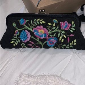 NWT VERA BRADLEY VERONIQUE POUCH